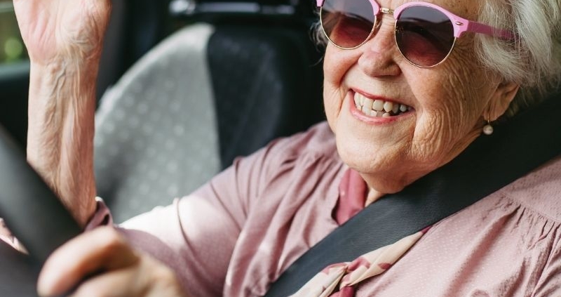 how to know when you shouldn't drive anymore as an elderly individual